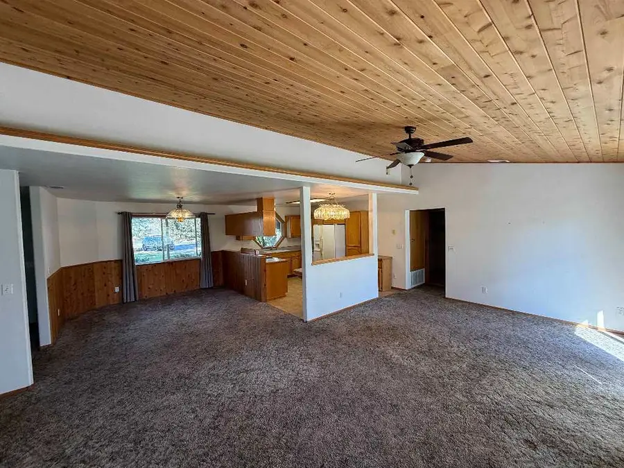 16728 Trevino Court, Weed, CA 96094 - #2