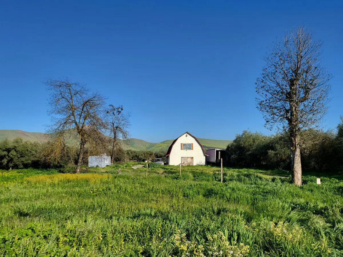24796 Rd 216, Lindsay, CA 93247 - Image #1