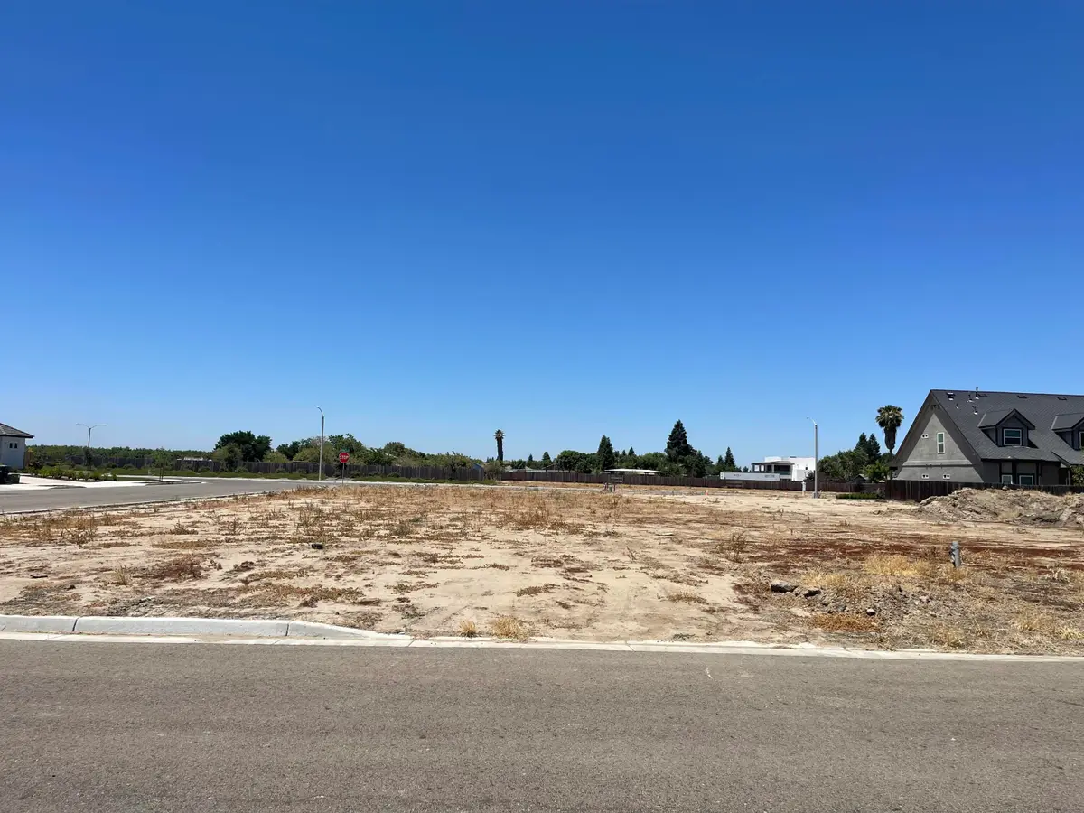 4303 S Chatham Street, Visalia, CA 93277 - Image #1