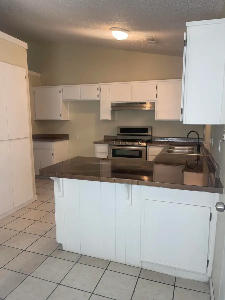 333 E Pleasant Street, Coalinga, CA 93210 - Image #3