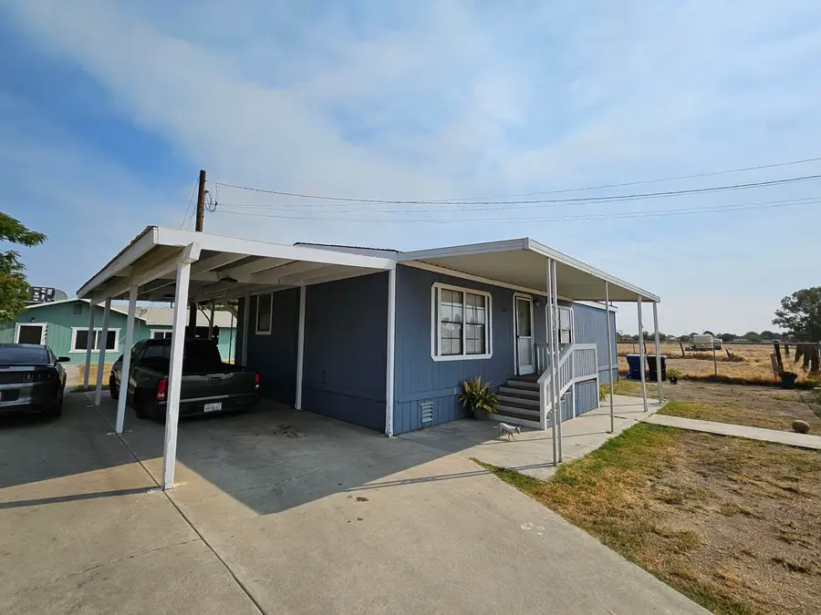2710 Brokaw Avenue, Corcoran, CA 93212 - Image #2