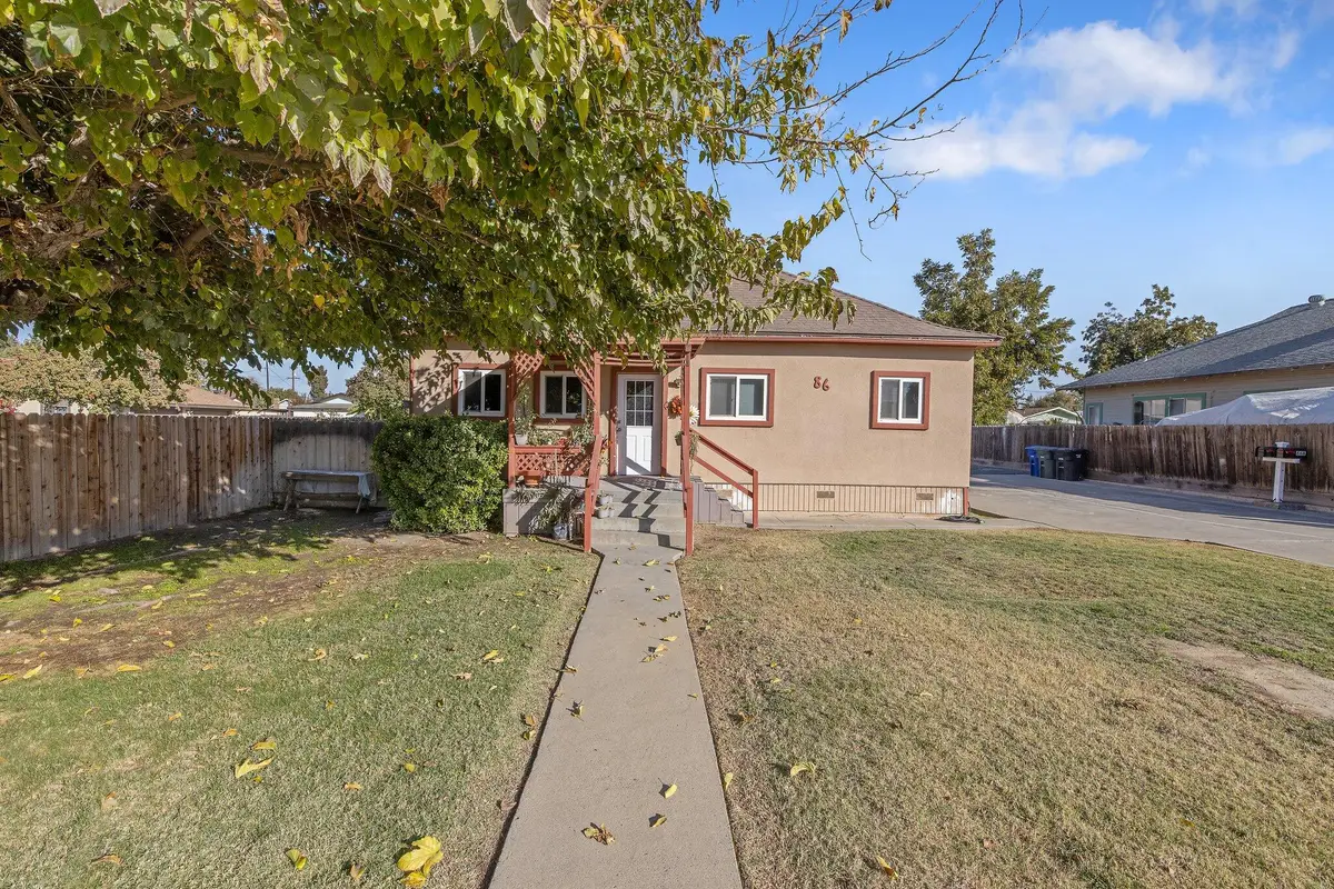 86 N Lemoore Avenue, Lemoore, CA 93245 - Image #1