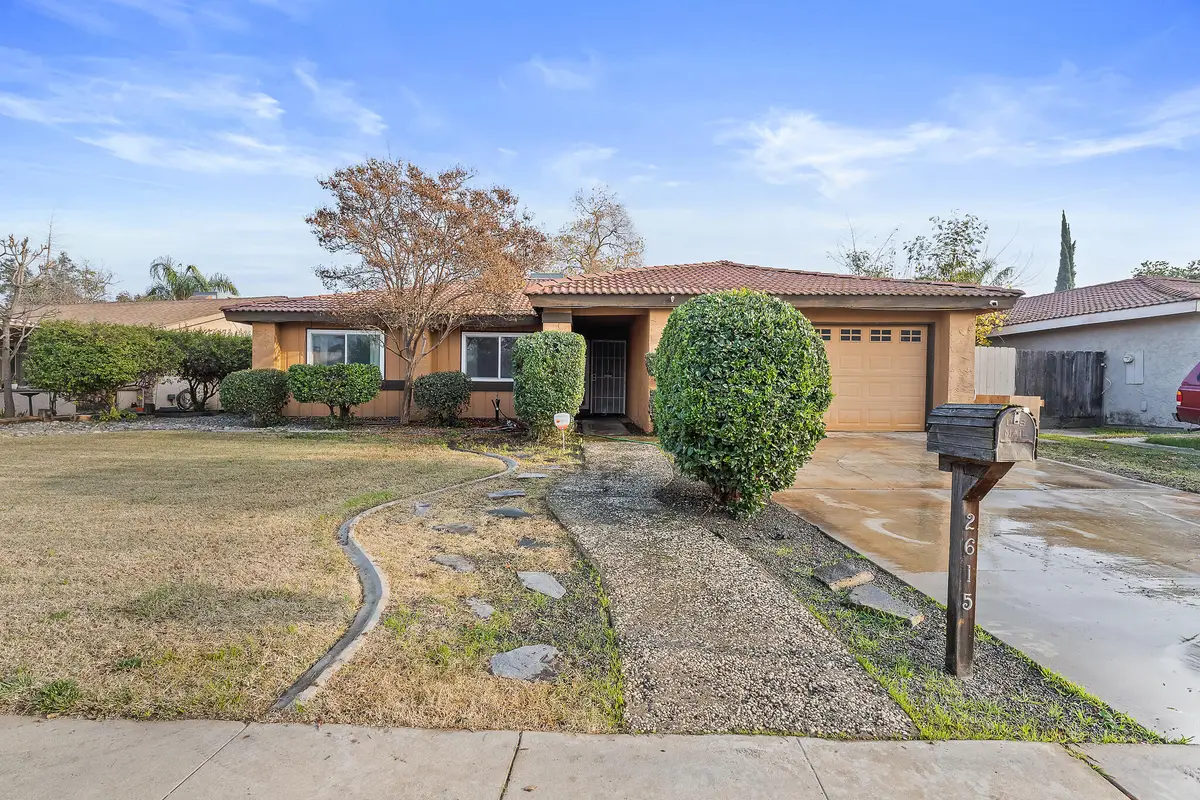 2615 E Norman Drive, Visalia, CA 93292 - Image #1