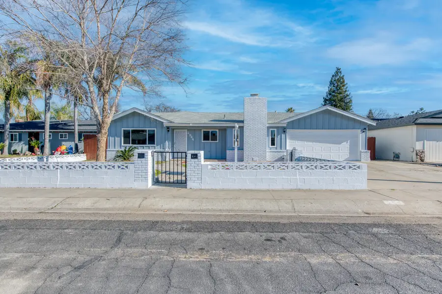 2944 S Verde Vista Street, Visalia, CA 93277 - Image #3