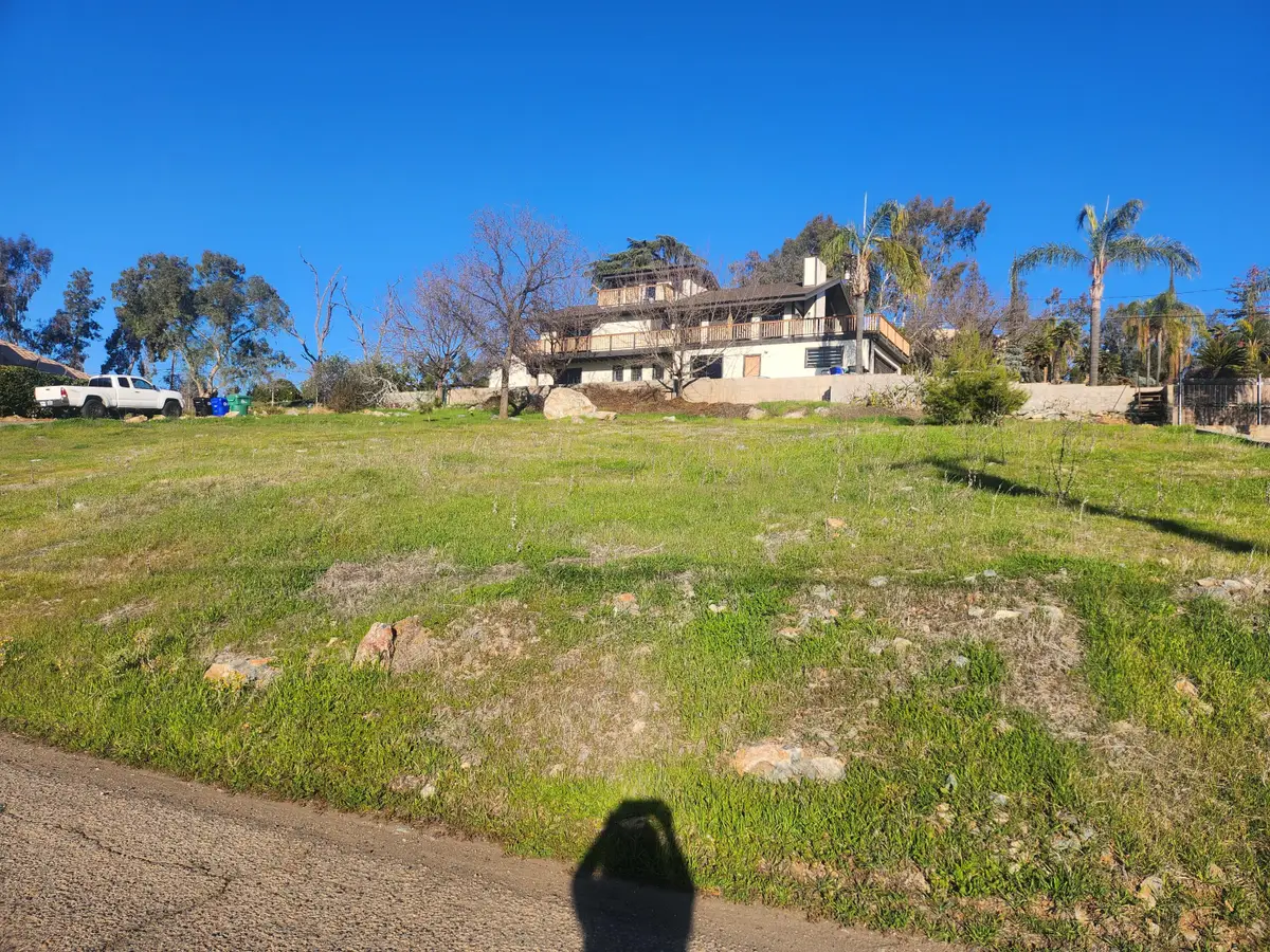 N Marshall Street, Porterville, CA 93257 - Image #1