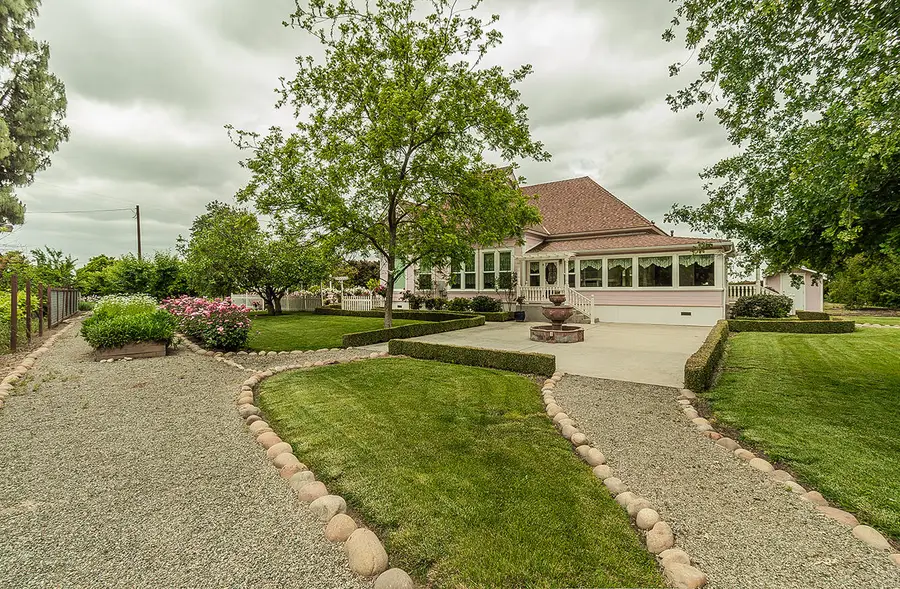 3680 S Newmark Avenue, Sanger, CA 93657 - Image #2