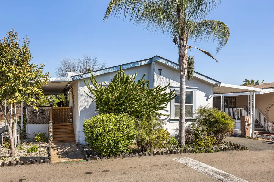 415 N Akers Spc 6 Street, Visalia, CA 93291 - Image #2