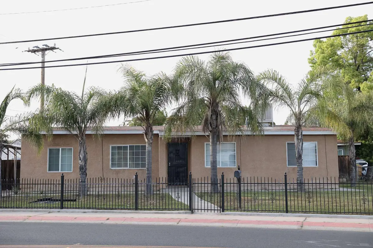 2014 W Houston Avenue, Visalia, CA 93291 - Image #1