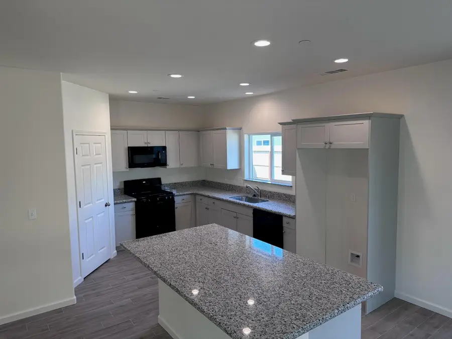 30627 Ashland Road, Visalia, CA 93277 - Image #3