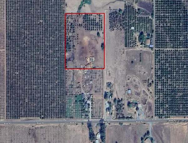 Ave 92, Terra Bella, CA 93270