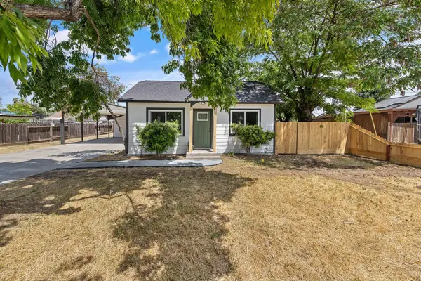 531 W Firebaugh Avenue, Exeter, CA 93221