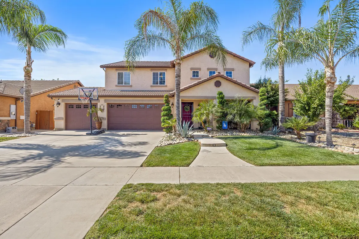 2235 E Victor Avenue, Visalia, CA 93292 - Image #1