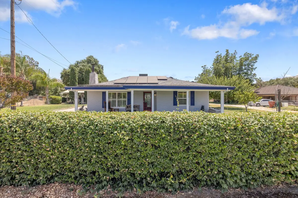 24297 Ave 324, Woodlake, CA 93286 - Image #1