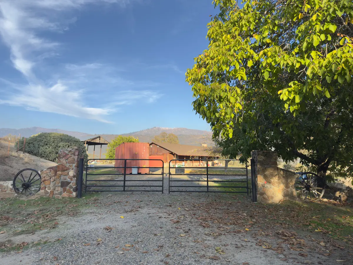 50200 Hogback Dr Drive, Badger, CA 93603 - Image #1