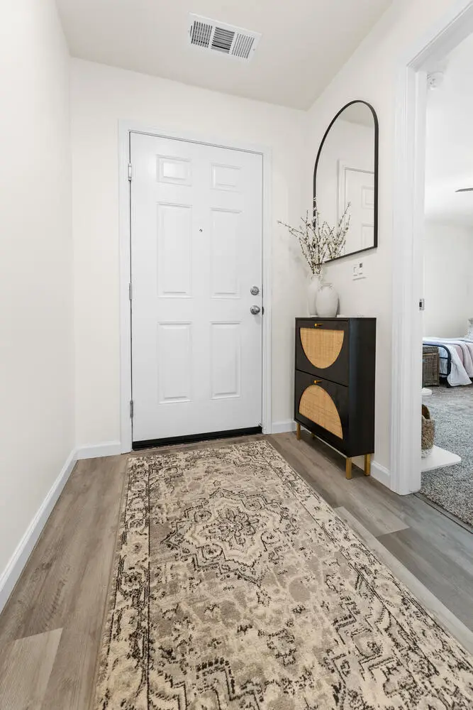 7039 W Wren Avenue, Visalia, CA 93291 - Image #3