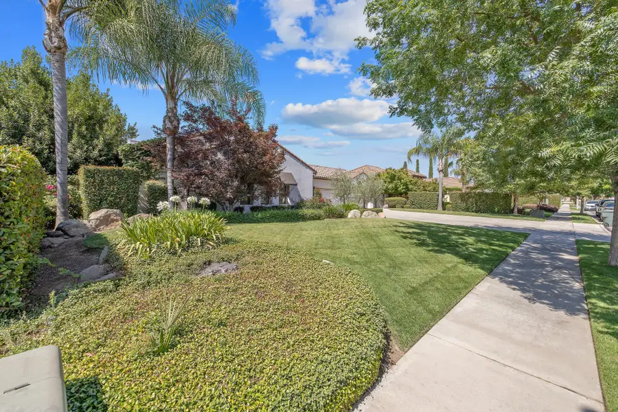 4638 W Lark Court, Visalia, CA 93291 - Image #2