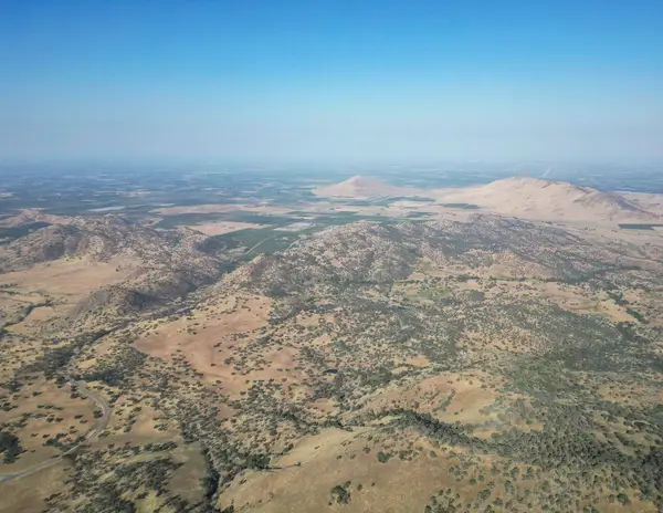 Ca-180, Yokuts Valley, CA 93675