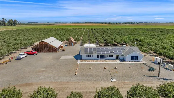 18356 Lansing Avenue, Lemoore, CA 93245