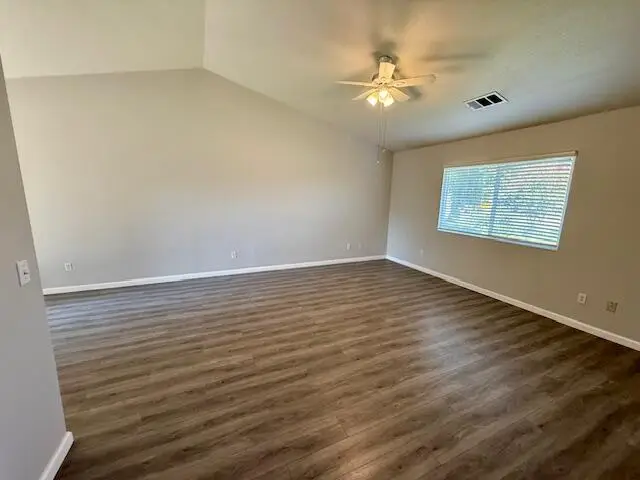 2341 N Jacob Court, Visalia, CA 93291 - Image #3