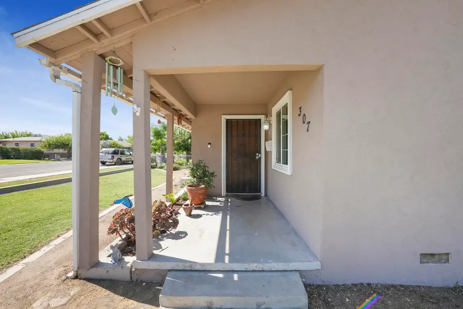 307 Park View Avenue, Porterville, CA 93257 - Image #3