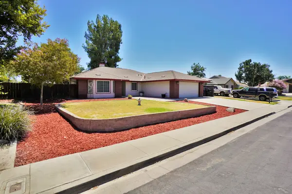 2475 Santa Lucia Court, Hanford, CA 93230
