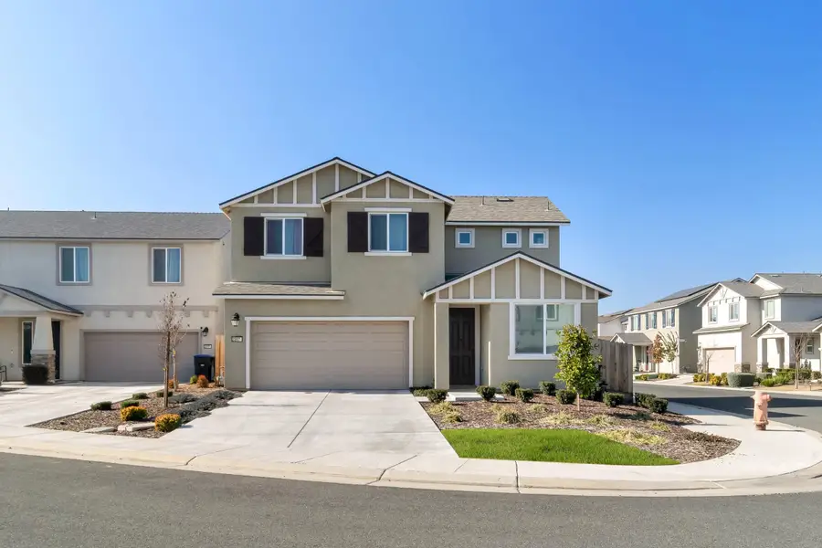 2207 S Crumal Street, Visalia, CA 93292 - Image #3