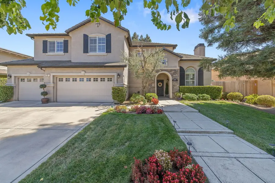 5701 W Buena Vista Avenue, Visalia, CA 93291 - Image #2