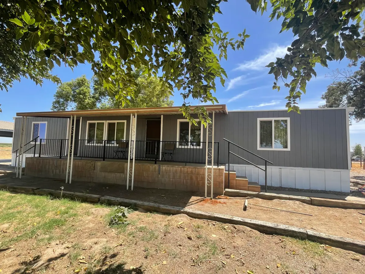 13941 9th Avenue, Hanford, CA 93230 - Image #1