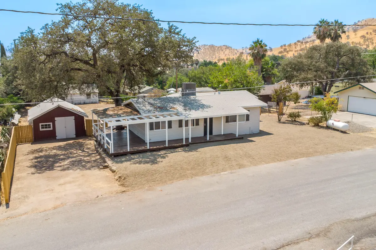 35359 Tennis Avenue, Springville, CA 93265 - Image #1