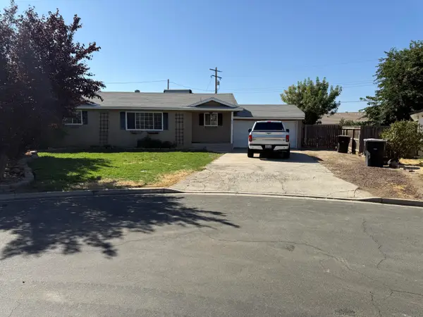 639 E South View Avenue, Visalia, CA 93292