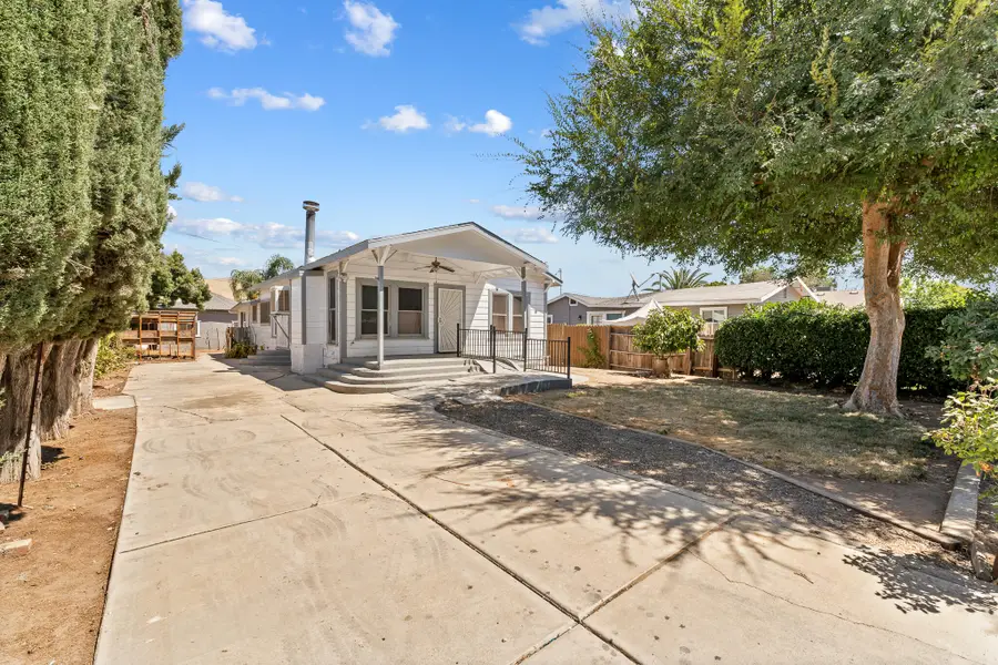 15630 Seville Avenue, Visalia, CA 93292 - Image #3