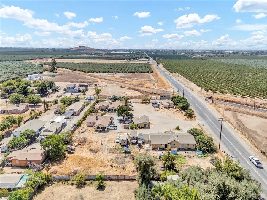 25250 Rd 216, Lindsay, CA 93247 - #2