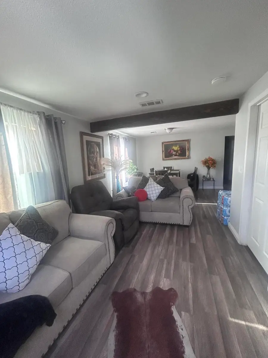 1362 W Northgrand Avenue, Porterville, CA 93257 - Image #3