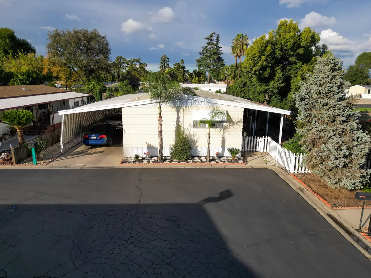 2627 W Midvalley Avenue #10, Visalia, CA 93277 - Image #1