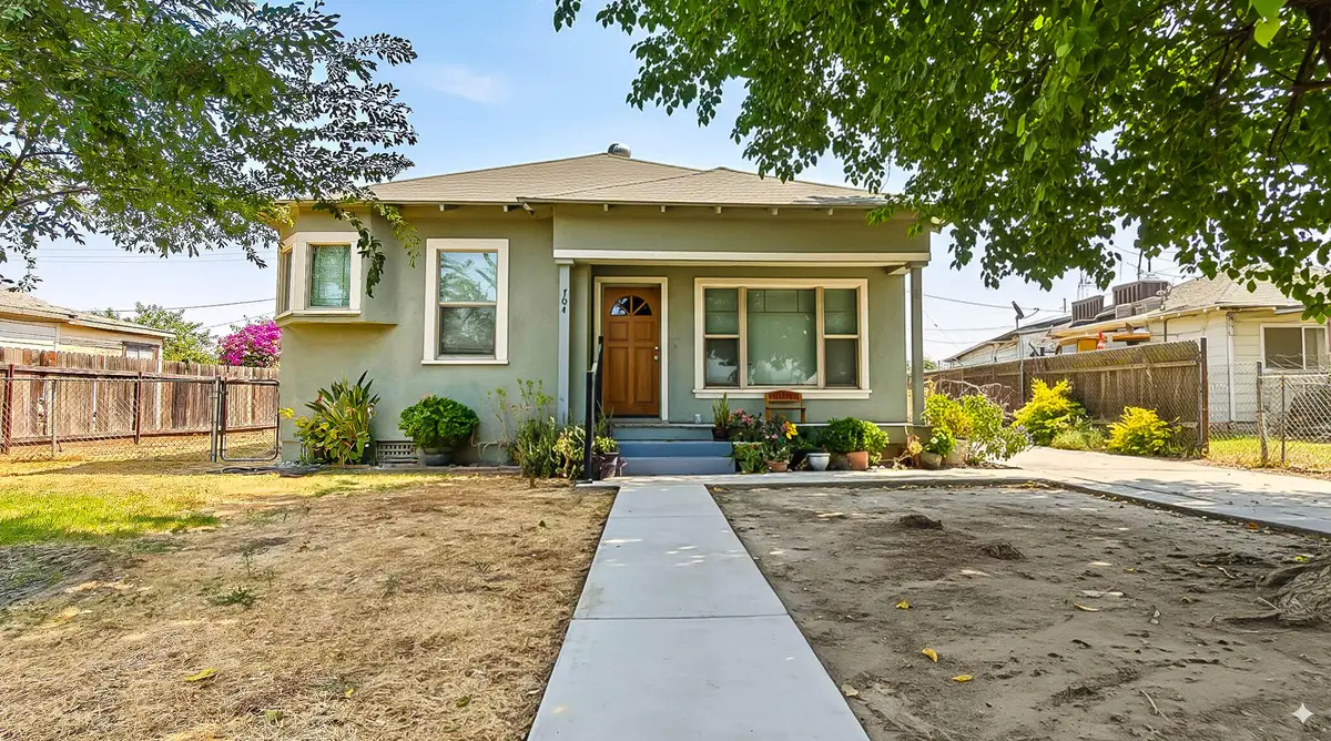 704 N Divisadero Street, Visalia, CA 93291 - Image #1