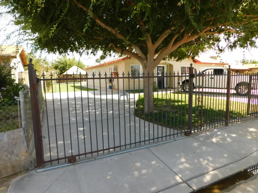 1541 Sarah Avenue, Pixley, CA 93256 - Image #2