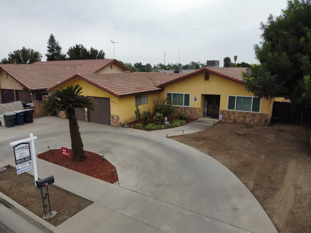 1625 S Lydia Drive, Tulare, CA 93274 - Image #1