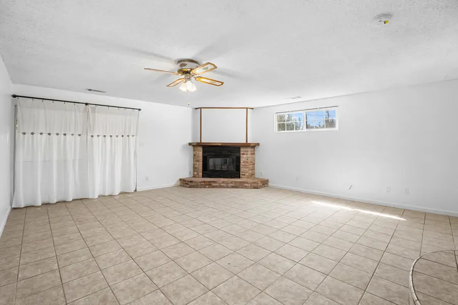 11071 Hume Avenue, Hanford, CA 93230 - Image #3