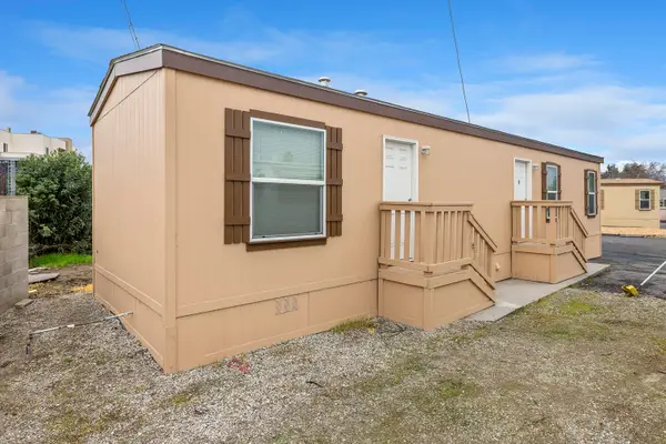 1719 W Olive Avenue #33, Fresno, CA 93728