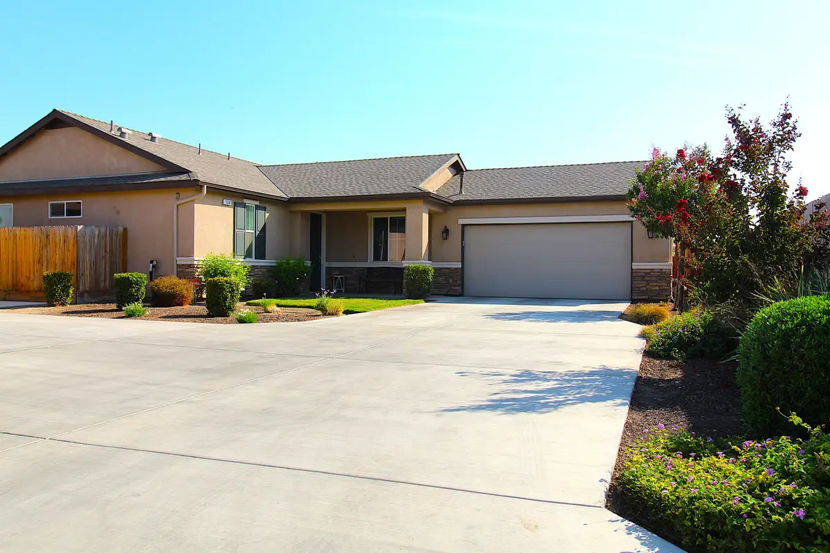 134 W Kimball Avenue, Visalia, CA 93277 - Image #1