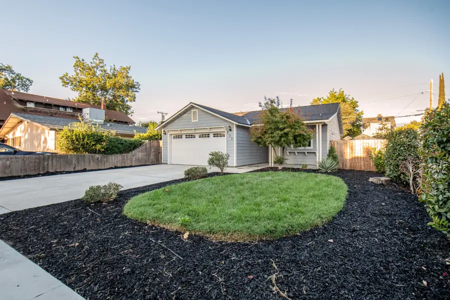 433 S Church Street, Visalia, CA 93277 - Image #2