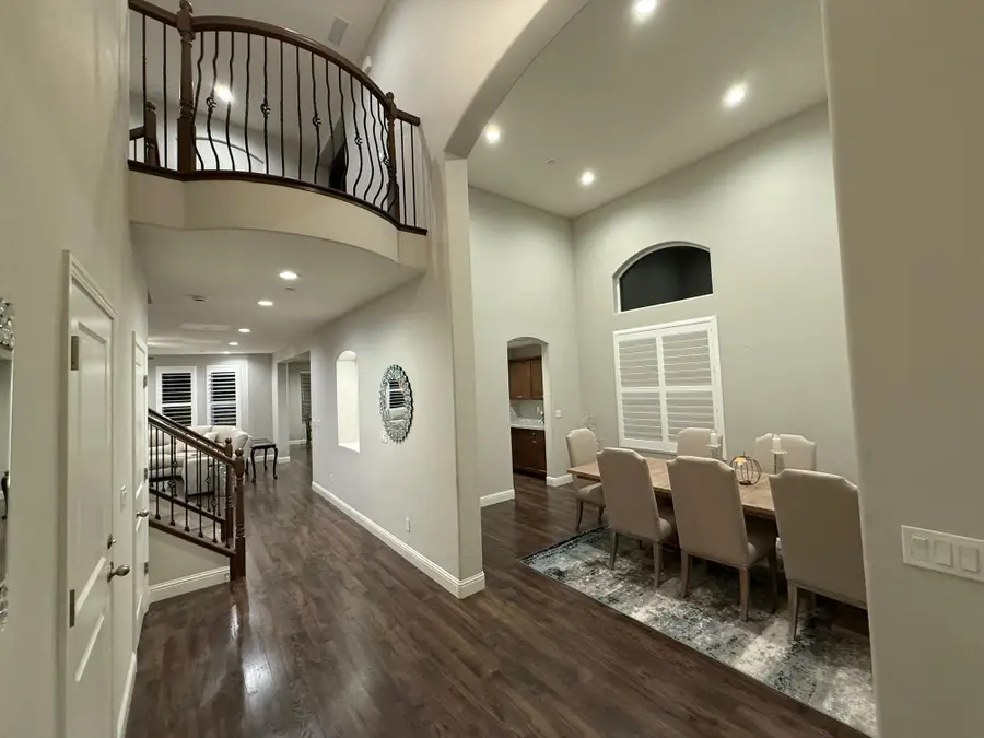 1621 W Sedona Avenue, Visalia, CA 93291 - Image #3