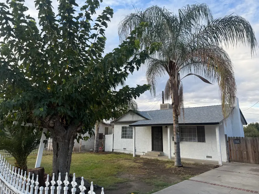 724 W Sonora Avenue, Tulare, CA 93274 - Image #3