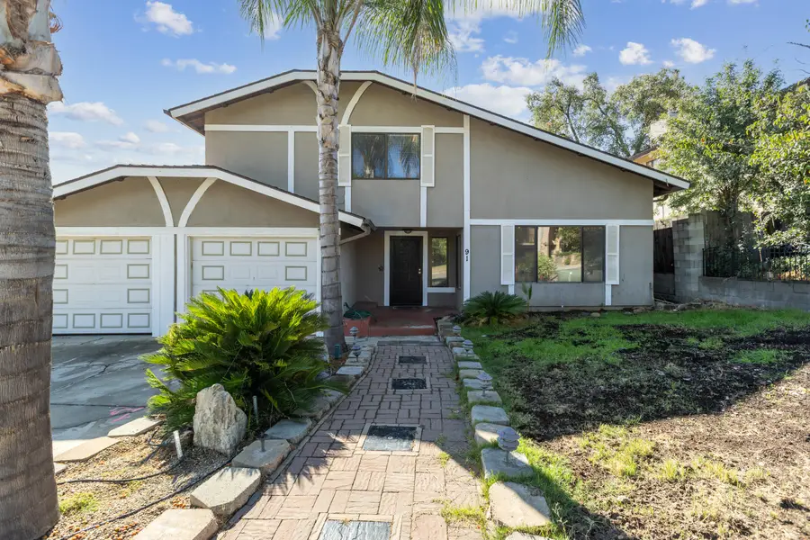 91 Heatherwood Court, Porterville, CA 93257 - Image #2