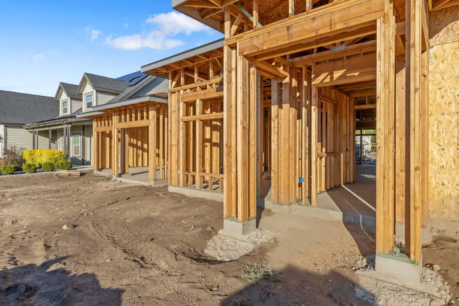 4250 S Silvervale Street, Visalia, CA 93277 - Image #3