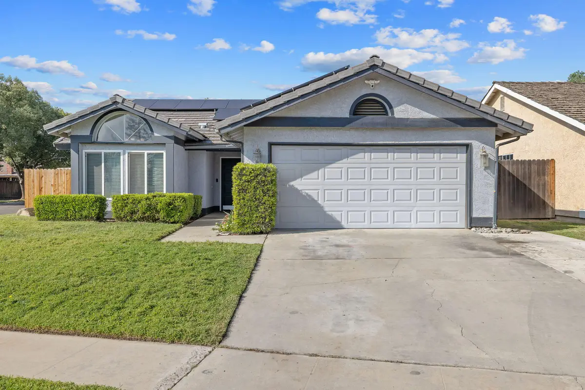 1007 N Atwood Street, Visalia, CA 93291 - Image #1