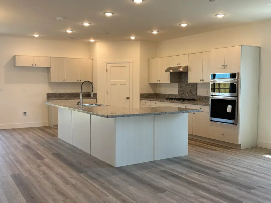 3803 Via Santa Barbara, Madera, CA 93637 - Image #2