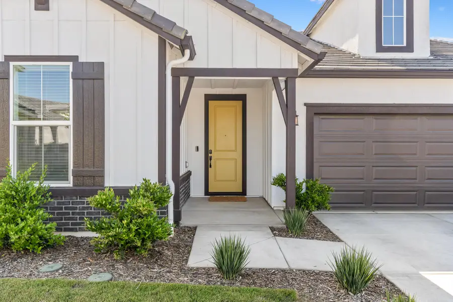 179 Ocean Court, Tulare, CA 93274 - Image #3