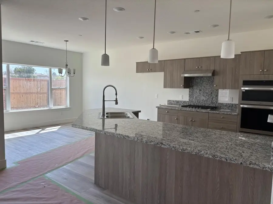 1225 Via Valencia Drive, Madera, CA 93637 - #3