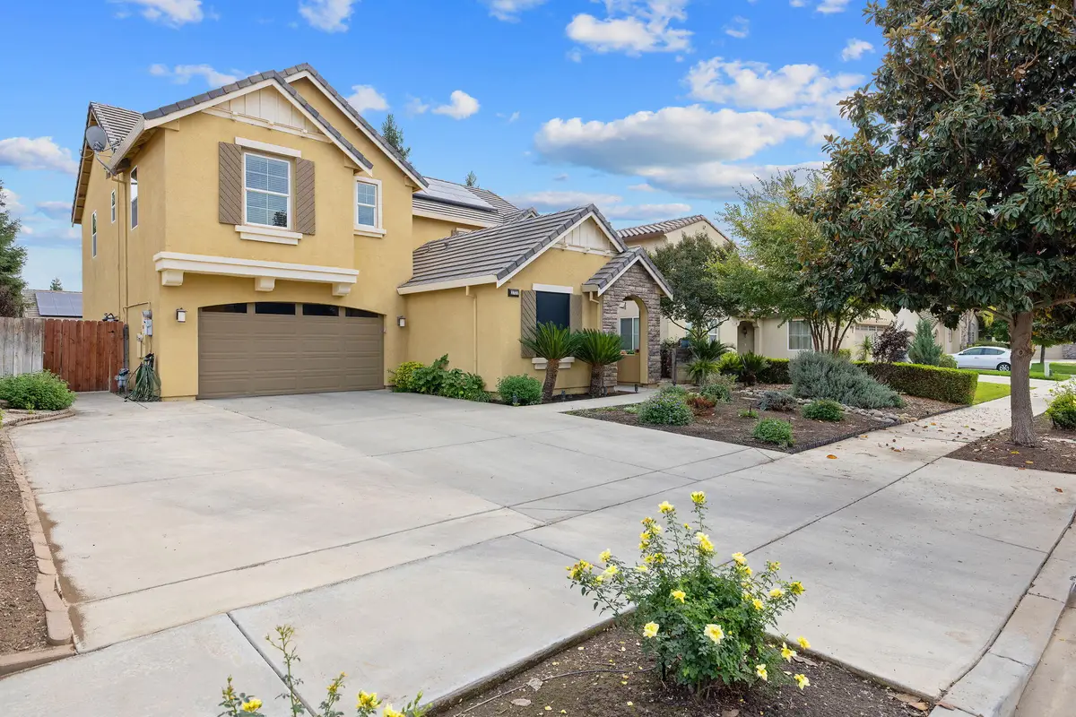 2722 N Crowe Street, Visalia, CA 93291 - #1